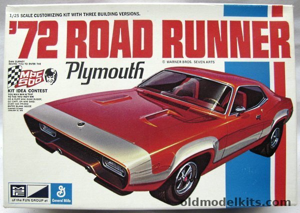 MPC 1/25 1972 Plymouth Road Runner - Super Bird / Stock / Super Stock, 1-7225-225 plastic model kit